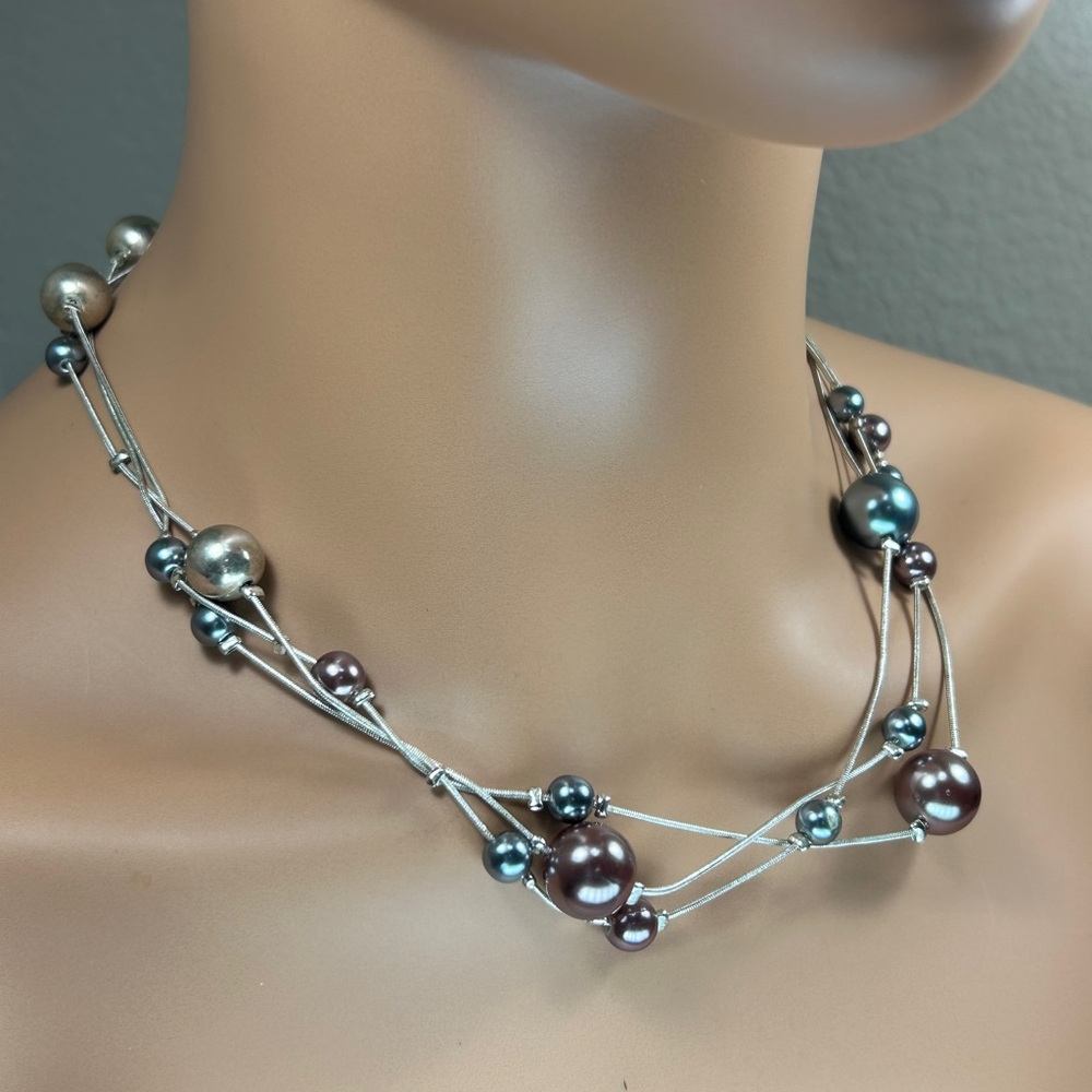 Multicolored Pearlescent Orb Station Necklace